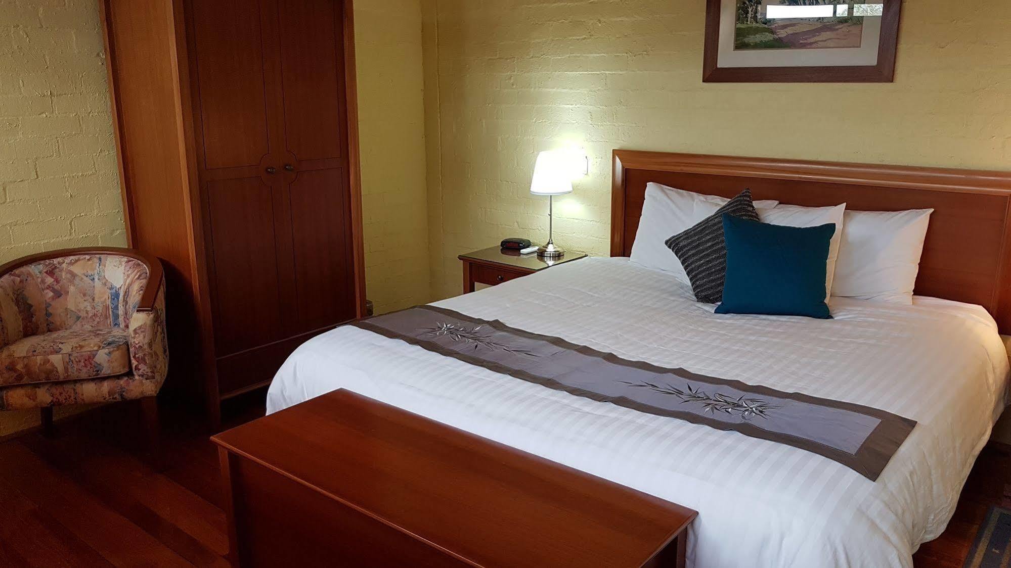 Great Escape Lofts Aparthotel Глостър Екстериор снимка